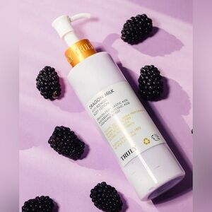 TRULY Dragon Milk Anti-Blemish Body Lotion 8 FL OZ